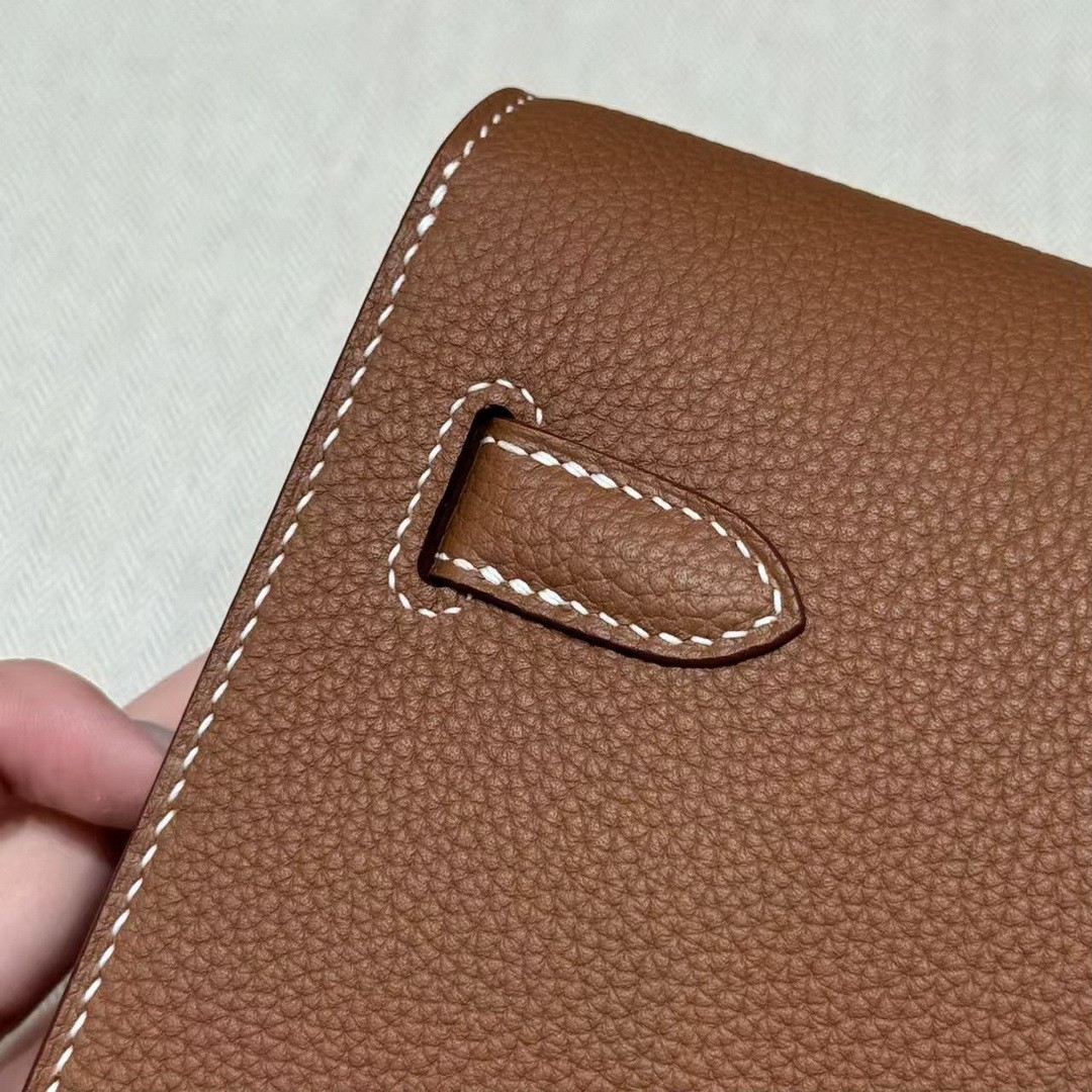 Hermes Kelly Depeches 25 Pouch Handmade In Togo Calfskin Leather Silver Hardware 37 Gold - Image 8