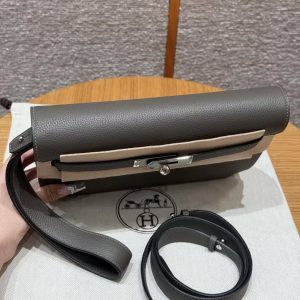 Hermes Kelly Depeches 25 Pouch Handmade In Togo Calfskin Leather Silver Hardware 8F Gris Etain - Image 8