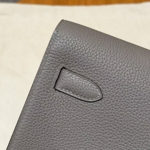 Hermes Kelly Depeches 25 Pouch Handmade In Togo Calfskin Leather Silver Hardware M8 Gris Asphalted - Image 10