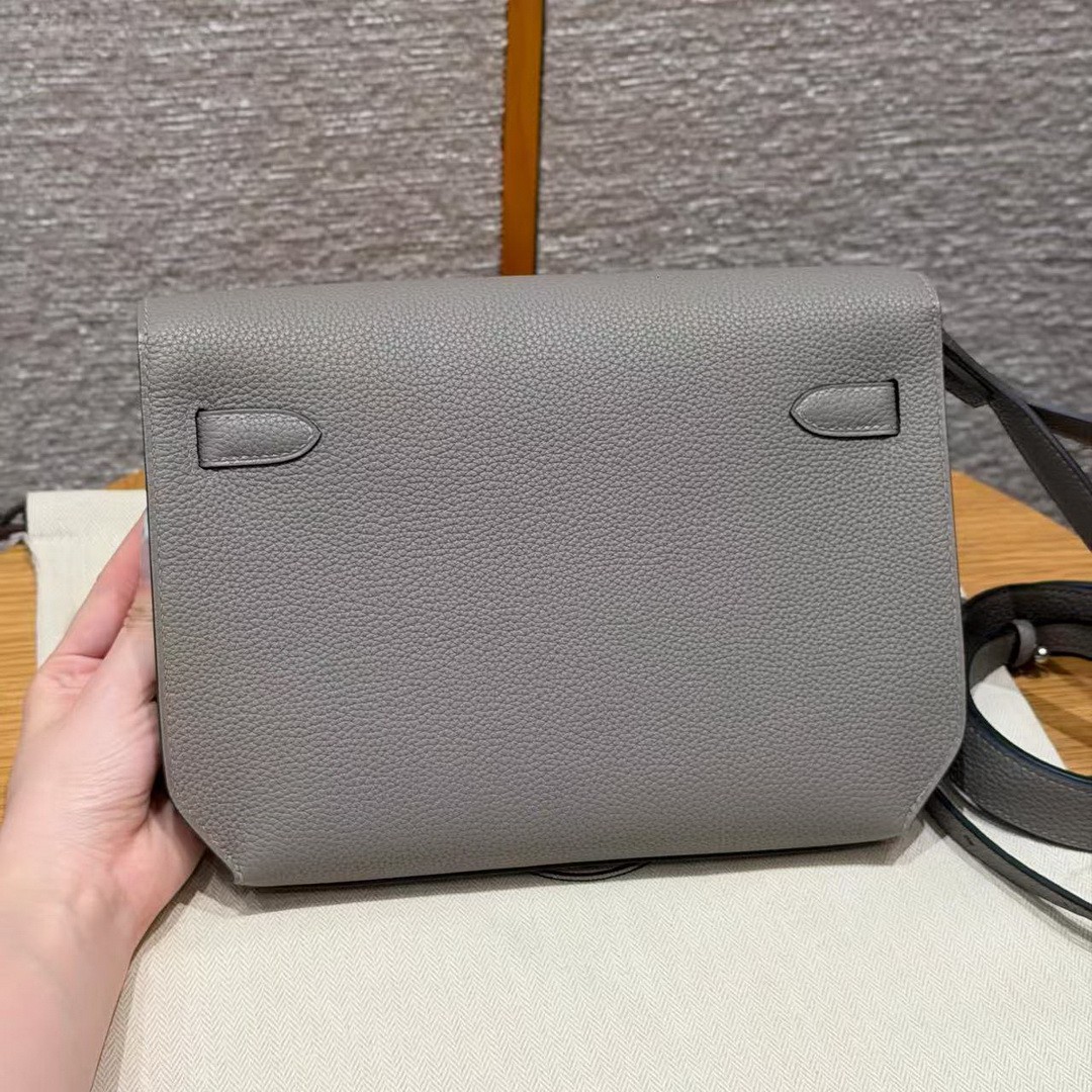 Hermes Kelly Depeches 25 Pouch Handmade In Togo Calfskin Leather Silver Hardware M8 Gris Asphalted - Image 3
