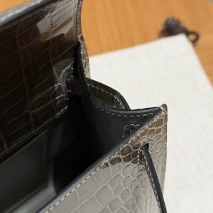 Hermes Kelly Pochette Handmade In Alligator Leather from Mississippi Gold Hardware 81 Girs Tourterlle - Image 10
