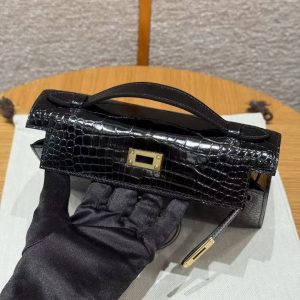 Hermes Kelly Pochette Handmade In Alligator Leather from Mississippi Gold Hardware 89 Noir - Image 10