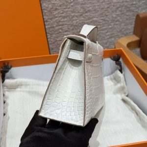 Hermes Kelly Pochette Handmade In Alligator Leather from Mississippi Gold Hardware 8L Beton - Image 16