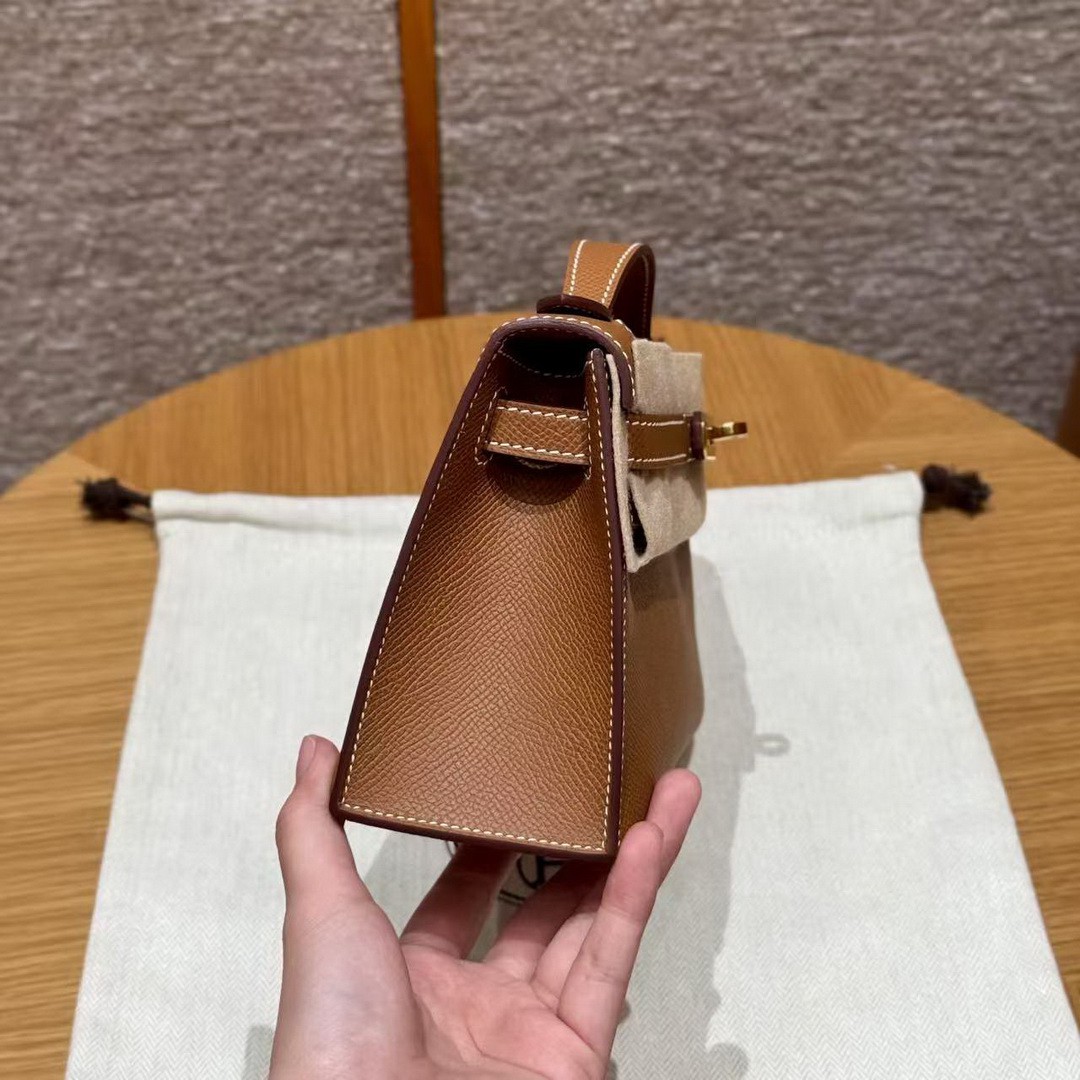 Hermes Kelly Pochette Handmade In Epsom Calfskin Leather Gold Hardware 37 Gold - Image 19