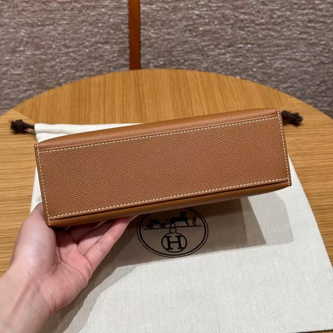 Hermes Kelly Pochette Handmade In Epsom Calfskin Leather Gold Hardware 37 Gold - Image 18