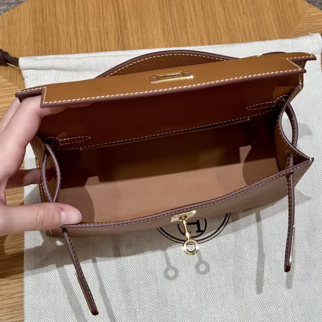 Hermes Kelly Pochette Handmade In Epsom Calfskin Leather Gold Hardware 37 Gold - Image 16