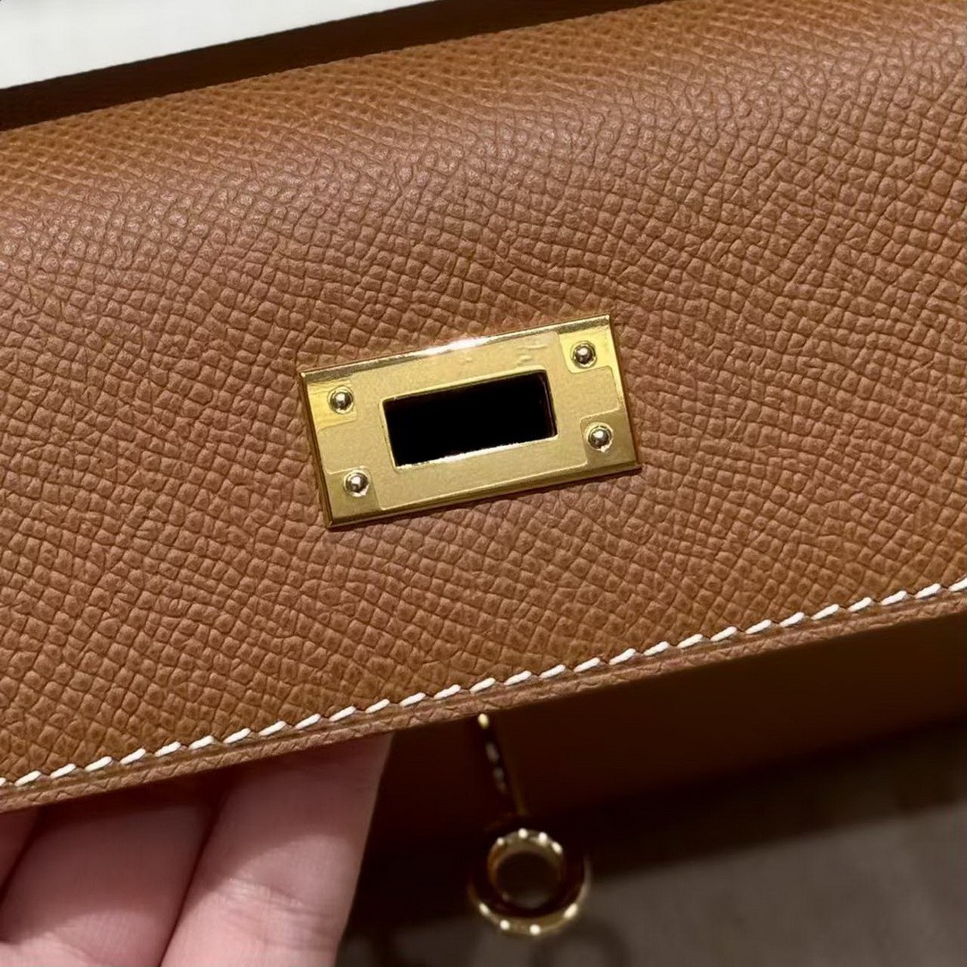 Hermes Kelly Pochette Handmade In Epsom Calfskin Leather Gold Hardware 37 Gold - Image 10