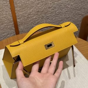 Hermes Kelly Pochette Handmade In Epsom Calfskin Leather Gold Hardware 9D Jaune Amber - Image 12