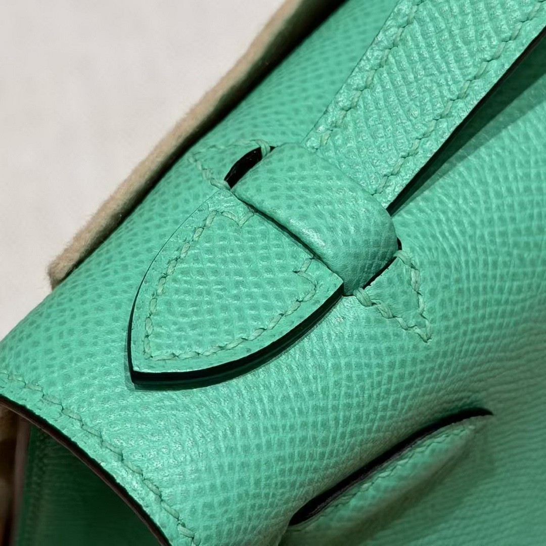 Hermes Kelly Pochette Handmade In Epsom Calfskin Leather Silver Hardware 0Z Vert Comics - Image 6