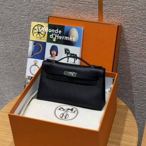 Hermes Kelly Pochette Handmade In Epsom Calfskin Leather Silver Hardware 89 Noir - Image 6