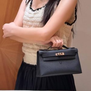 Hermes Kelly Pochette Handmade In Epsom Calfskin Leather Silver Hardware 89 Noir - Image 4