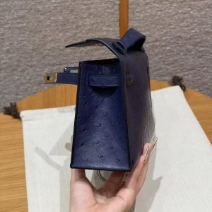 Hermes Kelly Pochette Handmade In KK Ostrich Leather from South Africa Gold Hardware 73 Blue Saphir - Image 9