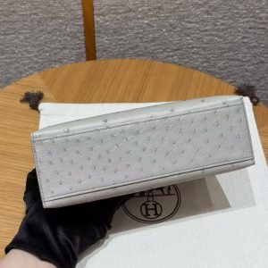 Hermes Kelly Pochette Handmade In KK Ostrich Leather from South Africa Silver Hardware 80 Girs Perle - Image 22