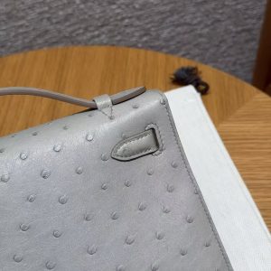Hermes Kelly Pochette Handmade In KK Ostrich Leather from South Africa Silver Hardware 80 Girs Perle - Image 18