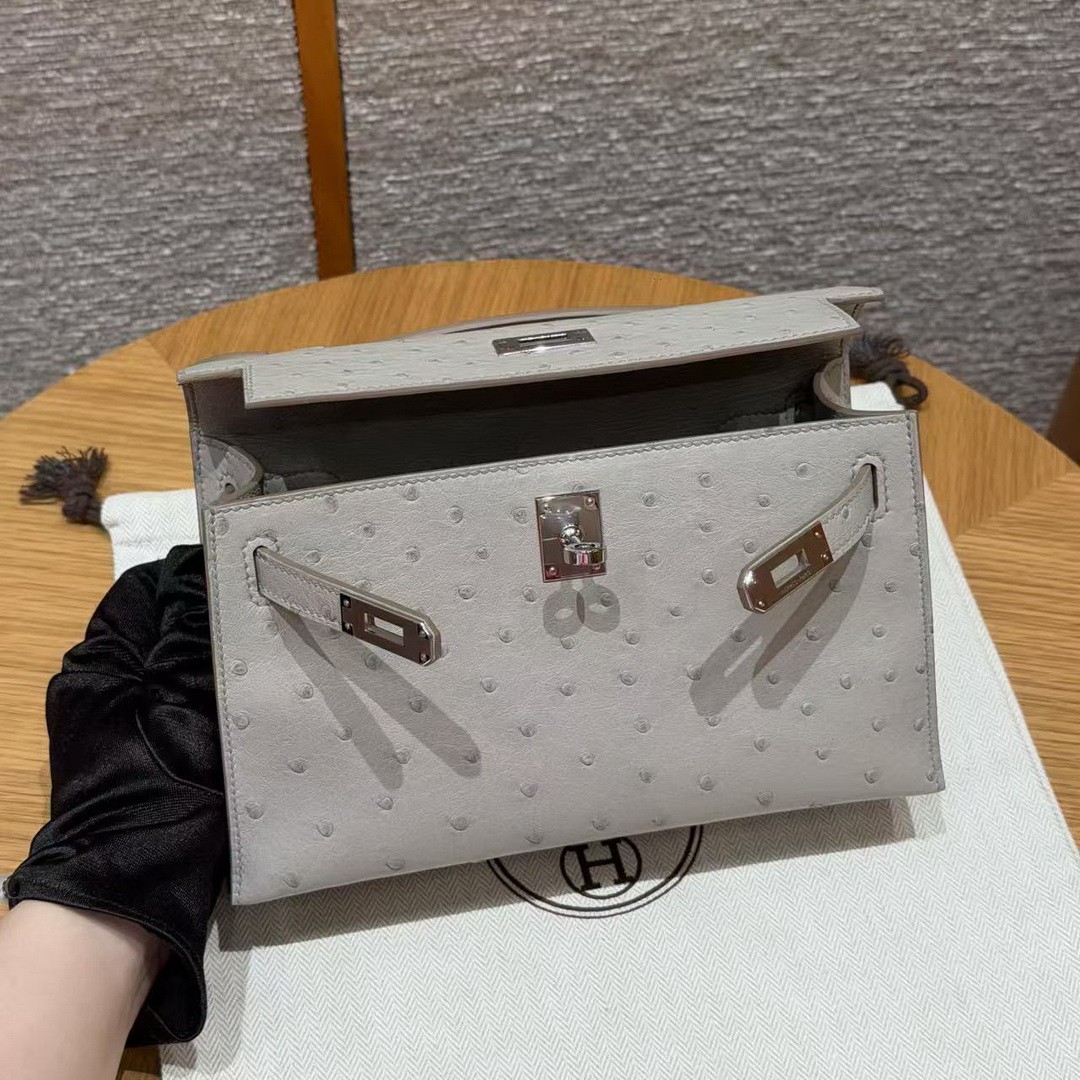 Hermes Kelly Pochette Handmade In KK Ostrich Leather from South Africa Silver Hardware 80 Girs Perle - Image 16