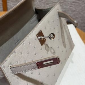 Hermes Kelly Pochette Handmade In KK Ostrich Leather from South Africa Silver Hardware 80 Girs Perle - Image 11