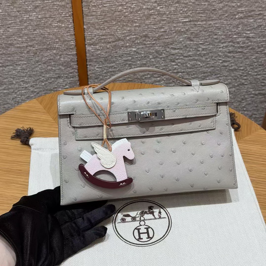 Hermes Kelly Pochette Handmade In KK Ostrich Leather from South Africa Silver Hardware 80 Girs Perle - Image 4