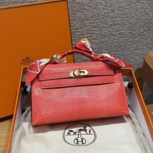 Hermes Kelly Pochette Handmade In Lizard Leather from South Africa Gold Hardware 51 Rouge Exotique - Image 14