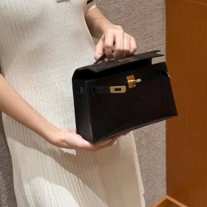 Hermes Kelly Pochette Handmade In Lizard Leather from South Africa Gold Hardware 89 Noir - Image 4