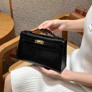 Hermes Kelly Pochette Handmade In Lizard Leather from South Africa Gold Hardware 89 Noir - Image 3