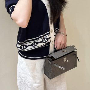 Hermes Kelly Pochette Handmade In Lizard Leather from South Africa Silver Hardware 85 Ardoise - Image 4