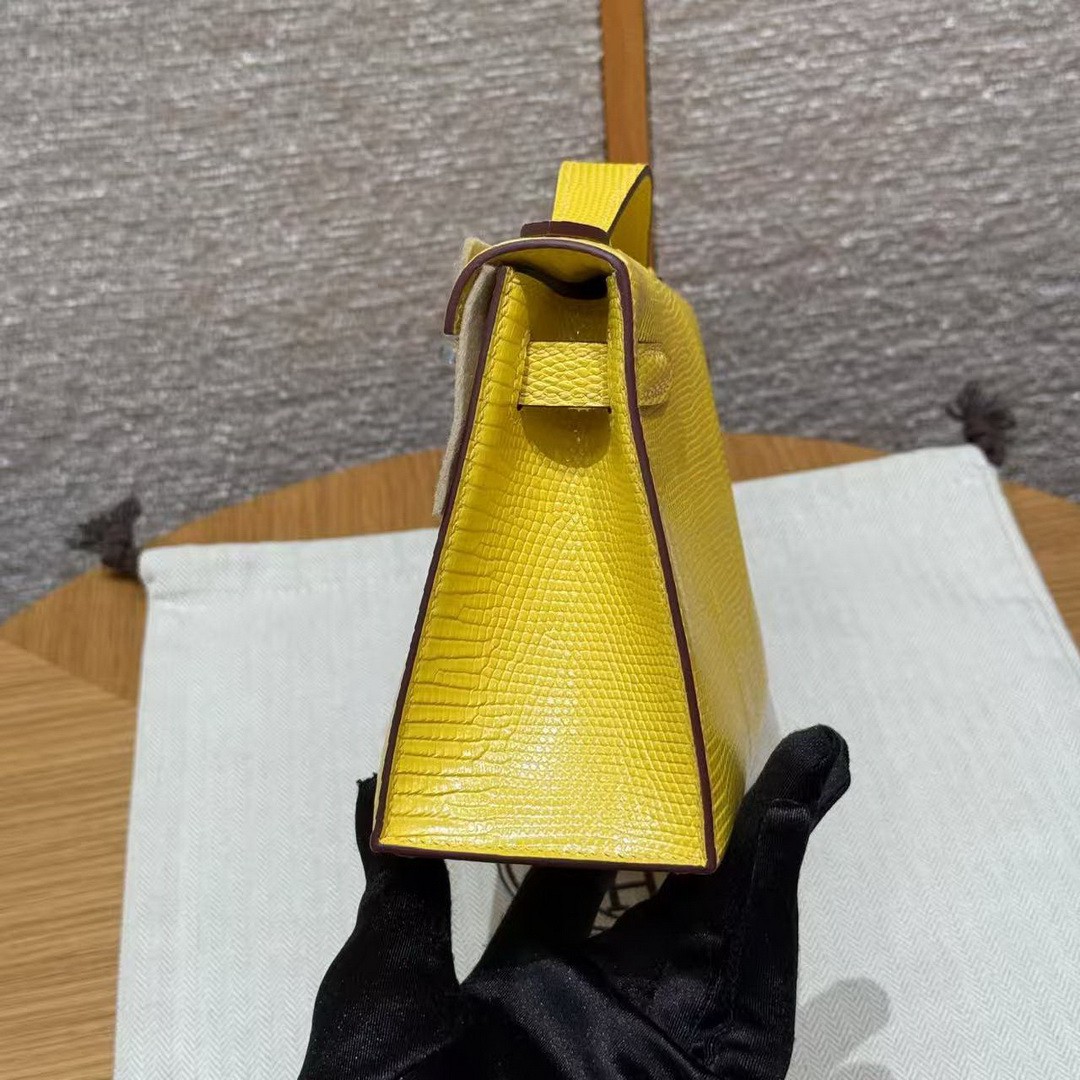 Hermes Kelly Pochette Handmade In Lizard Leather from South Africa Silver Hardware 9o Jaune de Naples - Image 21