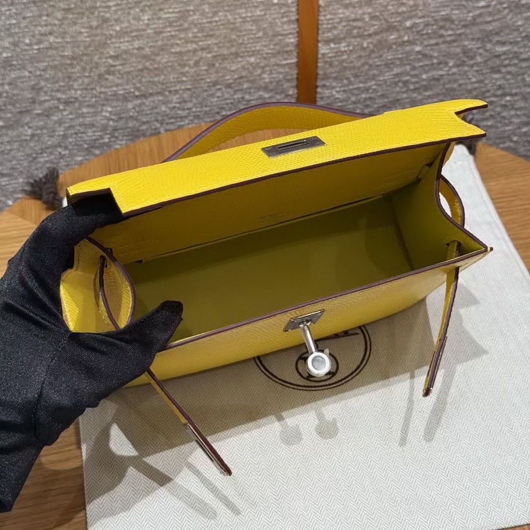 Hermes Kelly Pochette Handmade In Lizard Leather from South Africa Silver Hardware 9o Jaune de Naples - Image 19