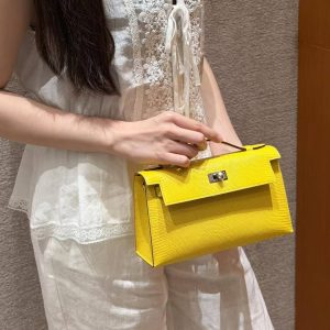 Hermes Kelly Pochette Handmade In Lizard Leather from South Africa Silver Hardware 9o Jaune de Naples - Image 3