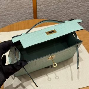 Hermes Kelly Pochette Handmade In Matte Alligator Leather Gold Hardware 0W Girs Neve - Image 16