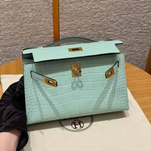 Hermes Kelly Pochette Handmade In Matte Alligator Leather Gold Hardware 0W Girs Neve - Image 13