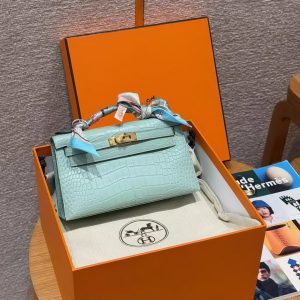 Hermes Kelly Pochette Handmade In Matte Alligator Leather Gold Hardware 0W Girs Neve - Image 5