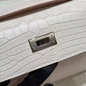 Hermes Kelly Pochette Handmade In Matte Alligator Leather Silver Hardware 10 Craie - Image 7