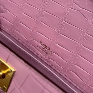 Hermes Kelly Pochette Handmade In Porosus Crocodile Leather from South Africa Gold Hardware 5P Pink - Image 17