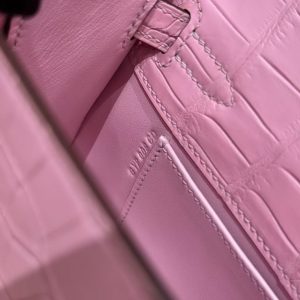 Hermes Kelly Pochette Handmade In Porosus Crocodile Leather from South Africa Gold Hardware 5P Pink - Image 16