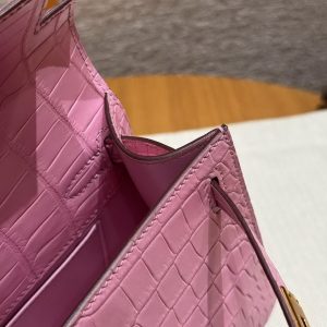 Hermes Kelly Pochette Handmade In Porosus Crocodile Leather from South Africa Gold Hardware 5P Pink - Image 10