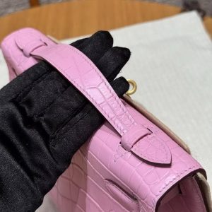 Hermes Kelly Pochette Handmade In Porosus Crocodile Leather from South Africa Gold Hardware 5P Pink - Image 4