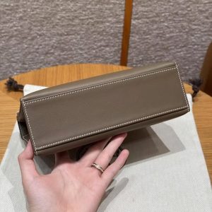 Hermes Kelly Pochette Handmade In Swift Calfskin Leather Gold Hardware 18 Etoupe - Image 18
