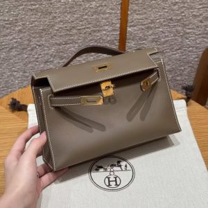Hermes Kelly Pochette Handmade In Swift Calfskin Leather Gold Hardware 18 Etoupe - Image 15