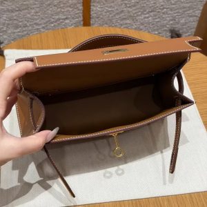 Hermes Kelly Pochette Handmade In Swift Calfskin Leather Gold Hardware 37 Gold - Image 15
