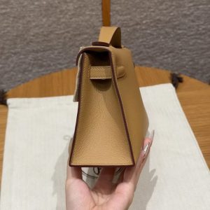 Hermes Kelly Pochette Handmade In Swift Calfskin Leather Gold Hardware 4B Biscuit - Image 18