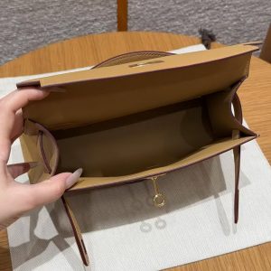 Hermes Kelly Pochette Handmade In Swift Calfskin Leather Gold Hardware 4B Biscuit - Image 16