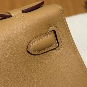 Hermes Kelly Pochette Handmade In Swift Calfskin Leather Gold Hardware 4B Biscuit - Image 3
