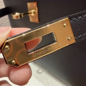 Hermes Kelly Pochette Handmade In Swift Calfskin Leather Gold Hardware 89 Noir - Image 13