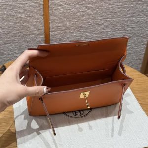 Hermes Kelly Pochette Handmade In Swift Calfskin Leather Gold Hardware 93 Orange - Image 15