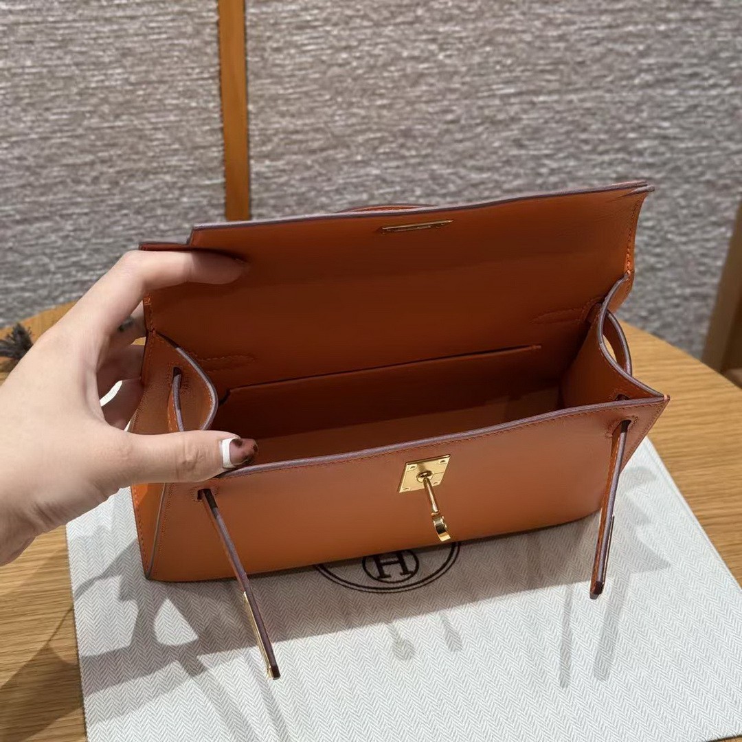 Hermes Kelly Pochette Handmade In Swift Calfskin Leather Gold Hardware 93 Orange - Image 15
