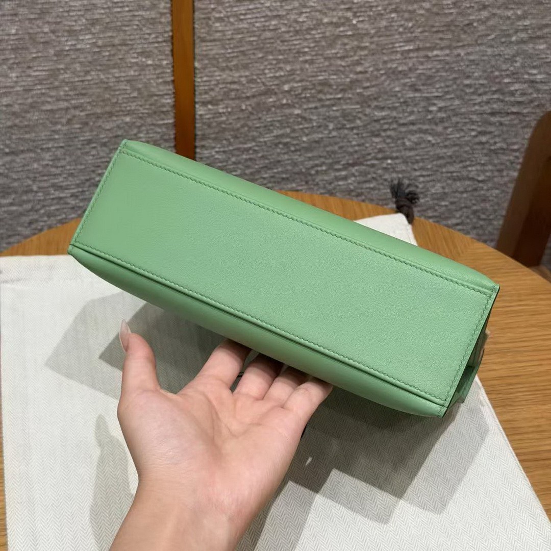 Hermes Kelly Pochette Handmade In Swift Calfskin Leather Rose gold Hardware 3i Vert Criquent - Image 14