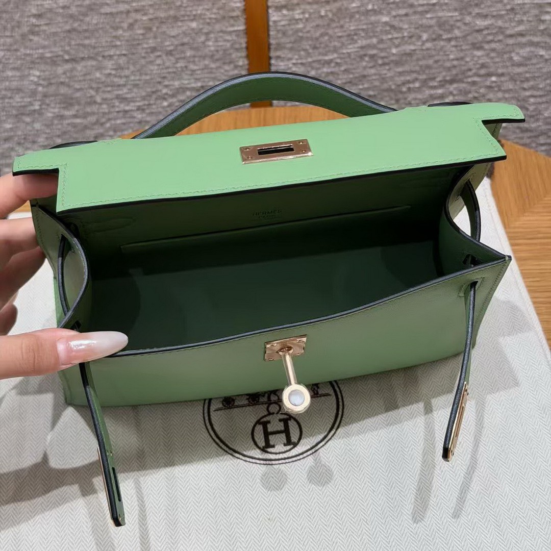 Hermes Kelly Pochette Handmade In Swift Calfskin Leather Rose gold Hardware 3i Vert Criquent - Image 8