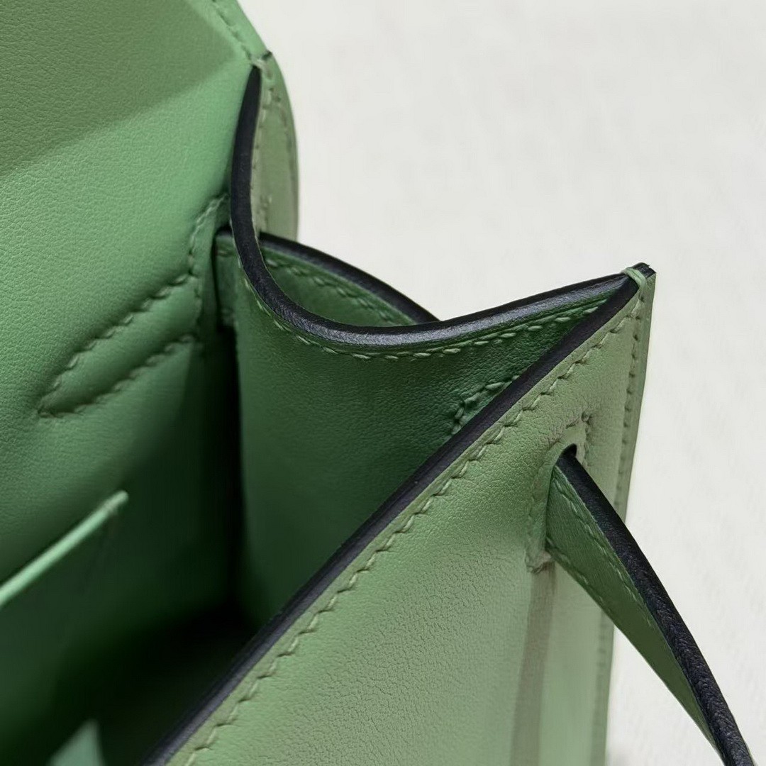 Hermes Kelly Pochette Handmade In Swift Calfskin Leather Rose gold Hardware 3i Vert Criquent - Image 3