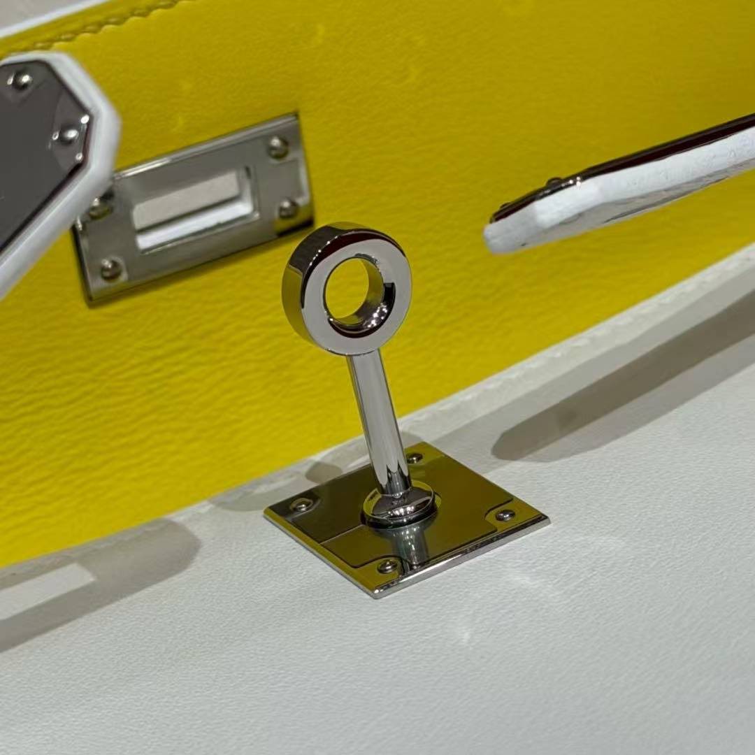 Hermes Kelly Pochette Handmade In Swift Calfskin Leather Silver Hardware 01 Blanc 9R Lime - Image 7