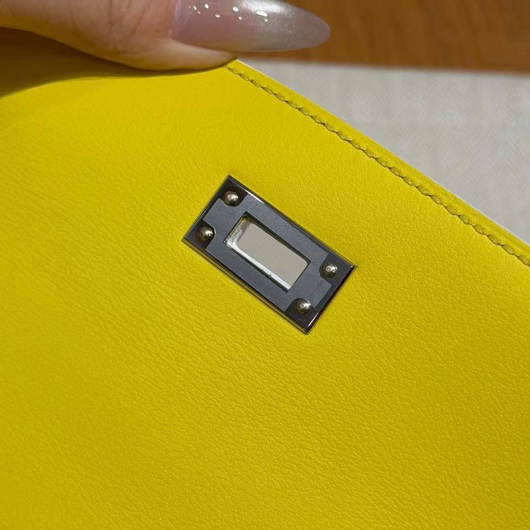 Hermes Kelly Pochette Handmade In Swift Calfskin Leather Silver Hardware 01 Blanc 9R Lime - Image 5